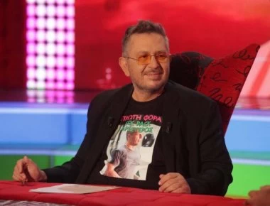 Θέμος Αναστασιάδης: Ο άνθρωπος που καινοτόμησε με τα χιουμοριστικά shows (βίντεο)